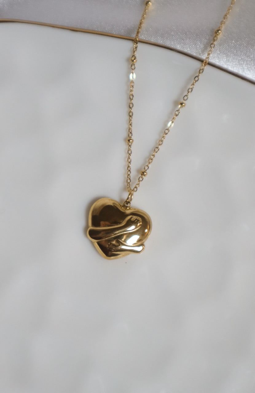 Hug Necklace
