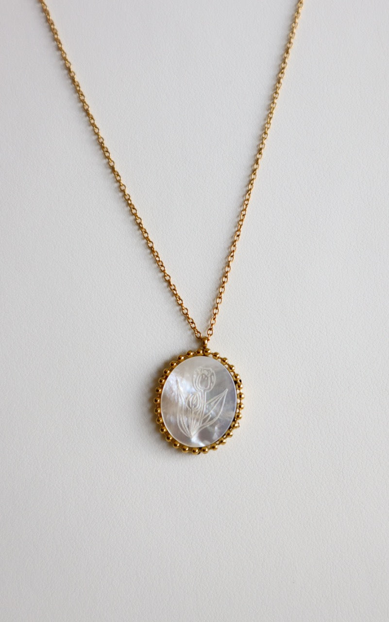 Tulip Necklace
