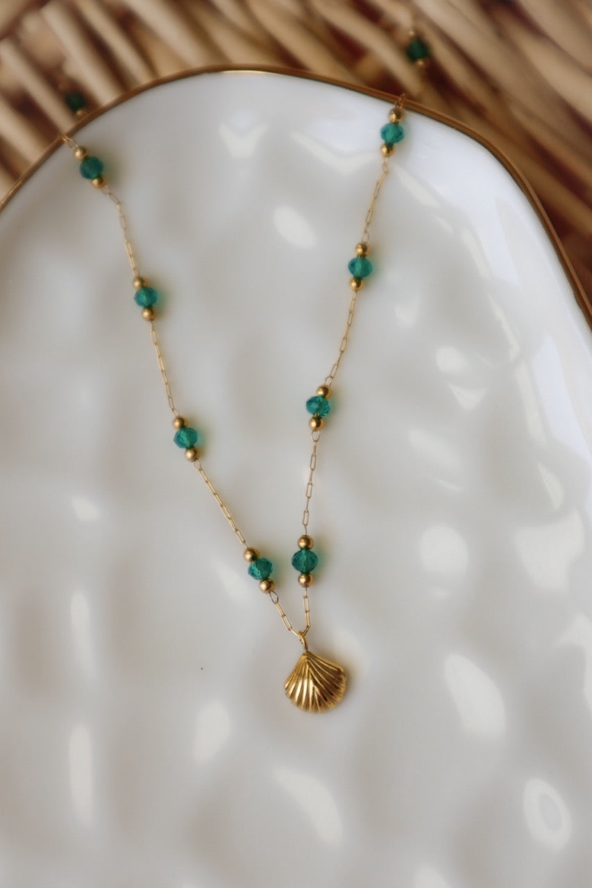 Concha Necklace
